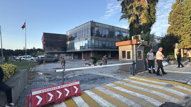 Çukurova belediye yolsuzluk soruşturması sonucunda 34 kişi tutuklandı