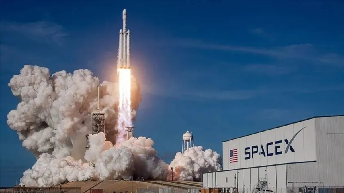 SpaceX geliri üçüncü çeyrekte yüzde 161 yükseldi