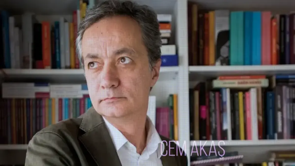 Cem Akaş ölümünün ardından edebiyat dünyası ve aile büyük bir kayıp yaşadı