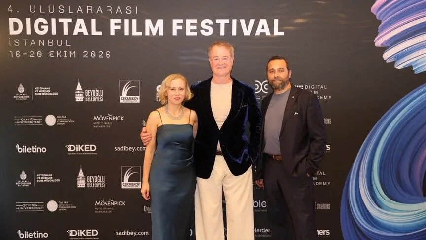 Owen Teale ödül kazandı: 4. uluslararası digital film festival i̇stanbul’da en iyi erkek oyuncu seçildi