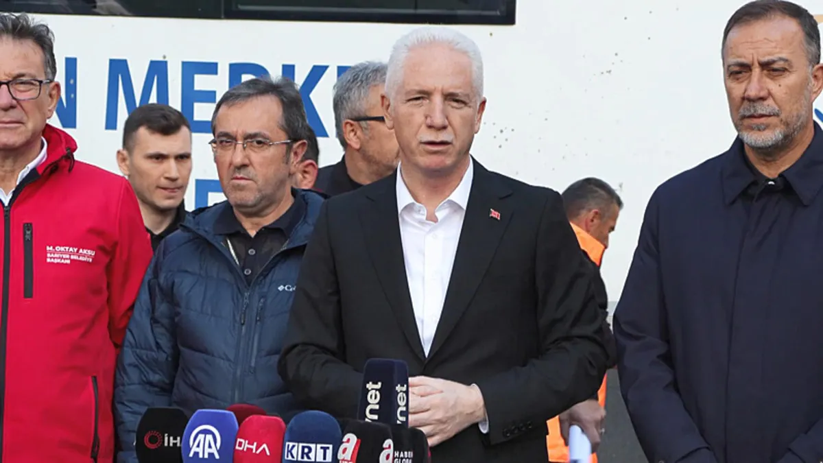 Ayazağa sel sonrası hasarlı yapıların yıkımı tamamlandı, 8 kişi hayatını kaybetti