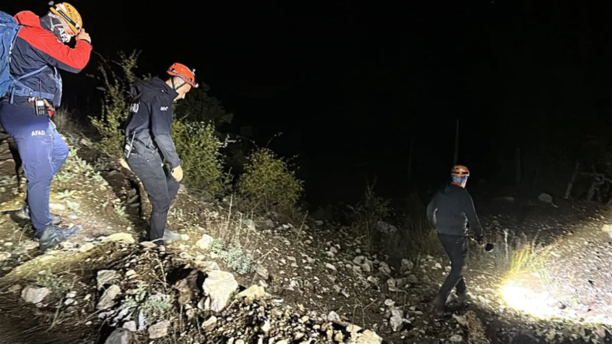 Isparta kanyon felaketi: 1 ölü, 3 kurtarıldı, 10 kişi sabaha