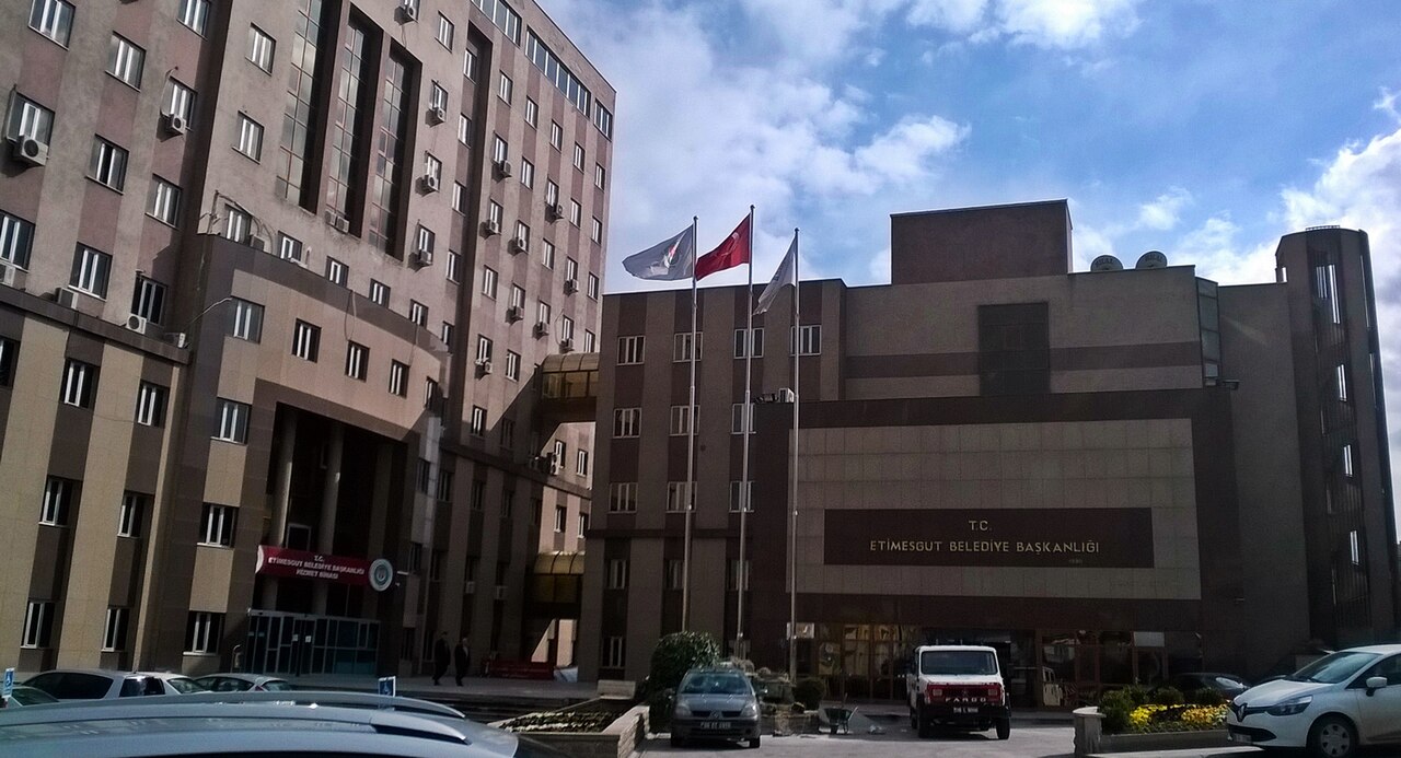 Etimesgut Belediyesi soruşturmasında iki başkan yardımcısı dahil 7 tutuklama