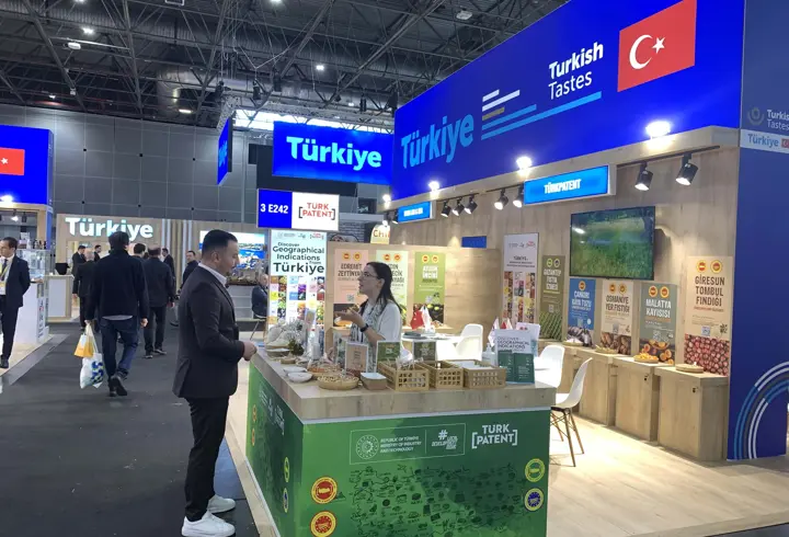 Türkiye'nin coğrafi işaretli ürünleri Paris'te tanıtıldı