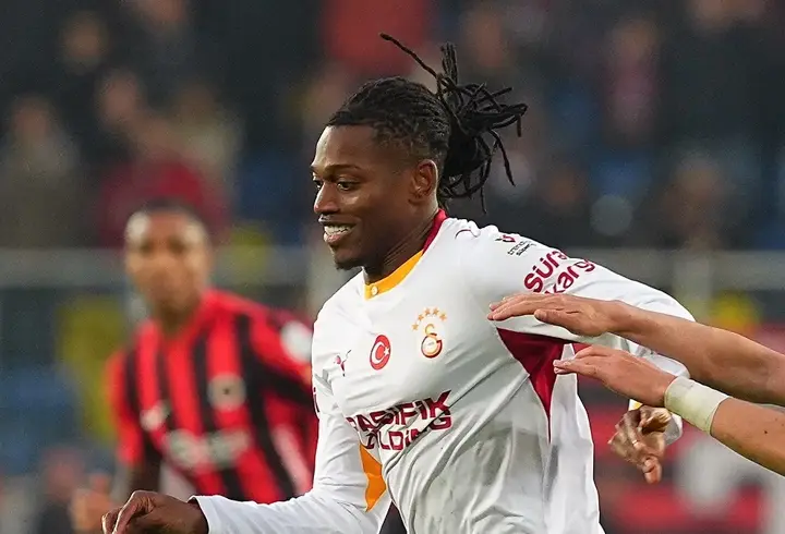 Rafael Leao sakatlığı ve Fenerbahçe derbisi: durum ve beklentiler