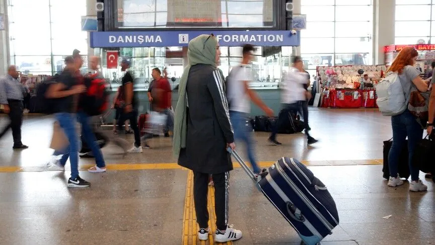 Yurt içi turizm harcaması 155 milyar lirayı aştı