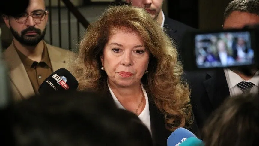 Bulgaristan cumhurbaşkanı seçimi Yotova’nın birinci tur zaferiyle sonuçlandı