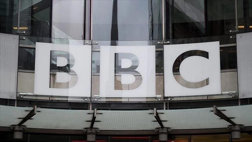 BBC tasarruf planı iki kanal ve bir radyo kapatıyor, çalışanların bir kısmı işten ayrılıyor